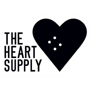 Naklejka z logo Heart Supply