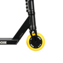 Hulajnoga Freestyle UrbanArtt Bone czarny/żółty 5.5" x 21"