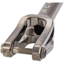 Widelec Striker Revus IHC Czarny Metallic